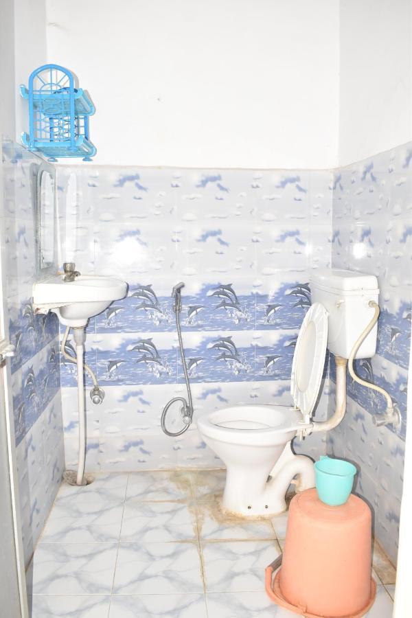 Om Rest House Hotel Varanasi Ngoại thất bức ảnh